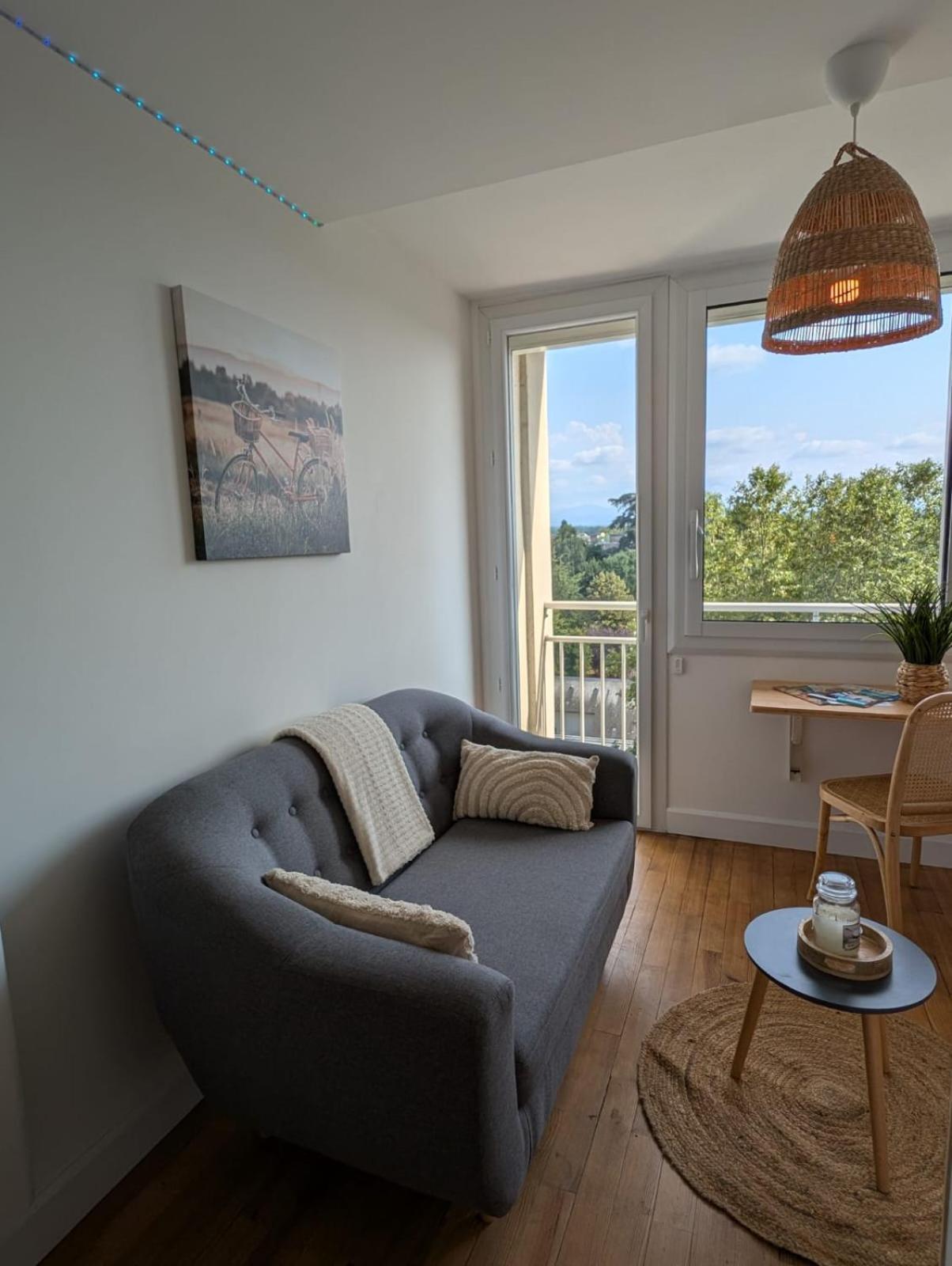 Studio De Charme Cosy Centre-Ville Tarbes Luaran gambar